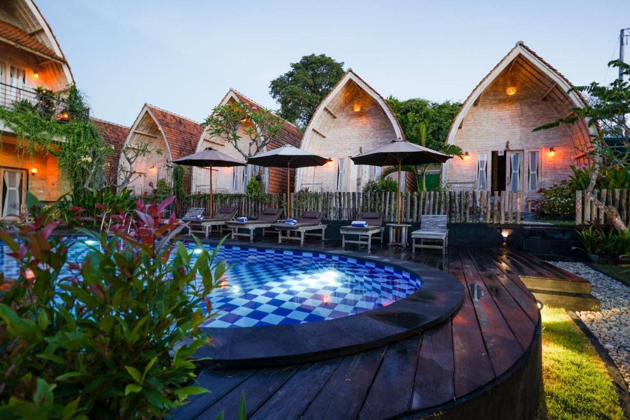 Unicorn Bungalow Batununggul Exterior photo