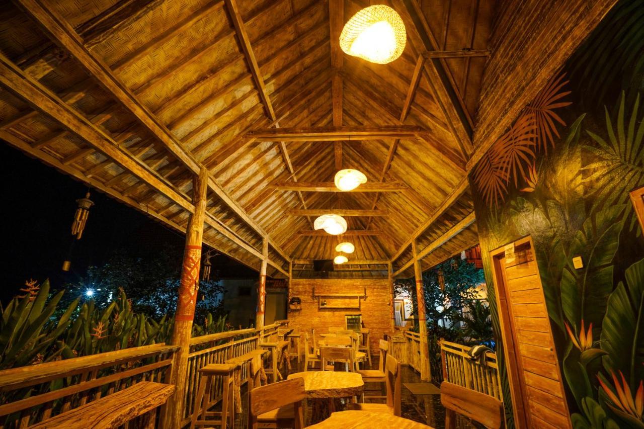 Unicorn Bungalow Batununggul Exterior photo
